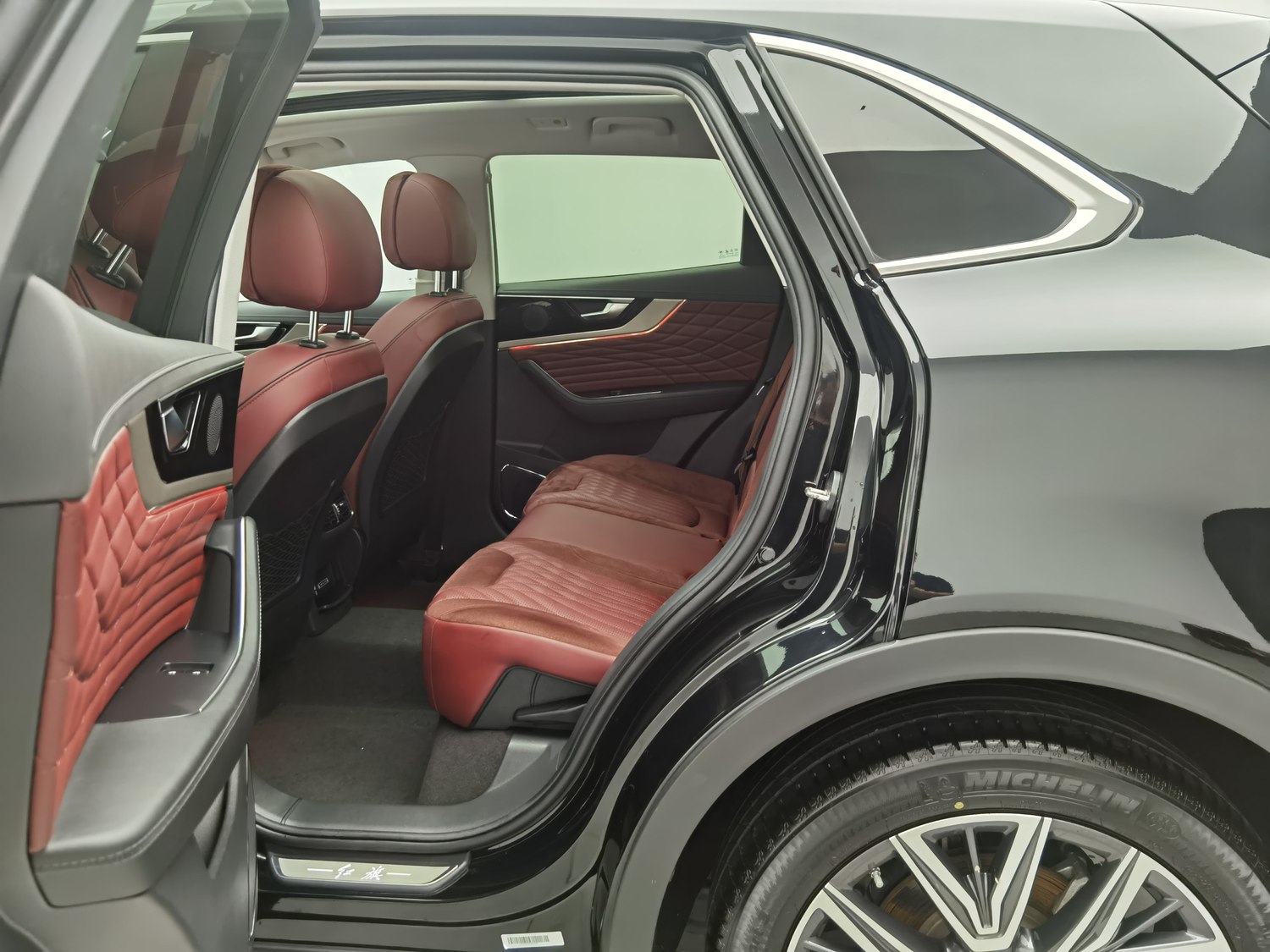 Used Hongqi HS5 2022 2.0 AT