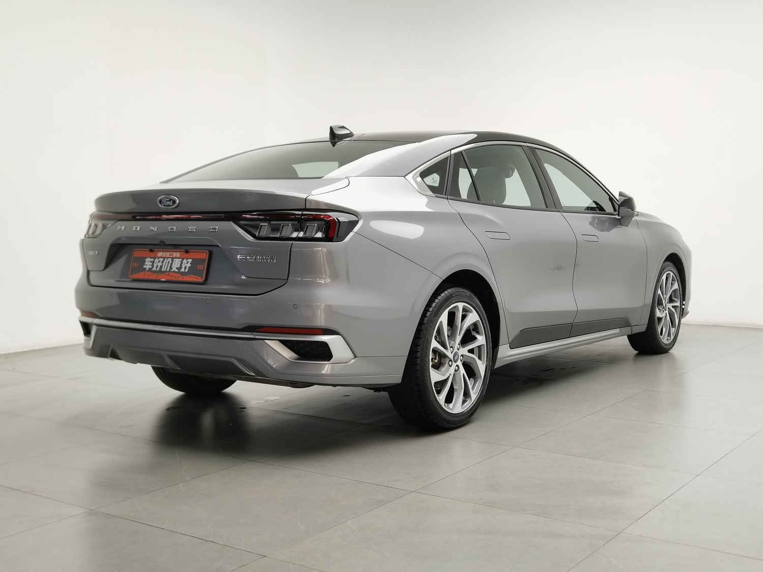Used Ford Mondeo 2022 2.0 AT