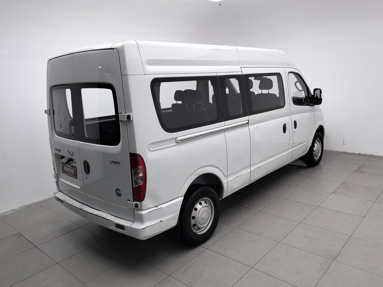 Used SAIC MAXUS V80 2023 2.0 MT