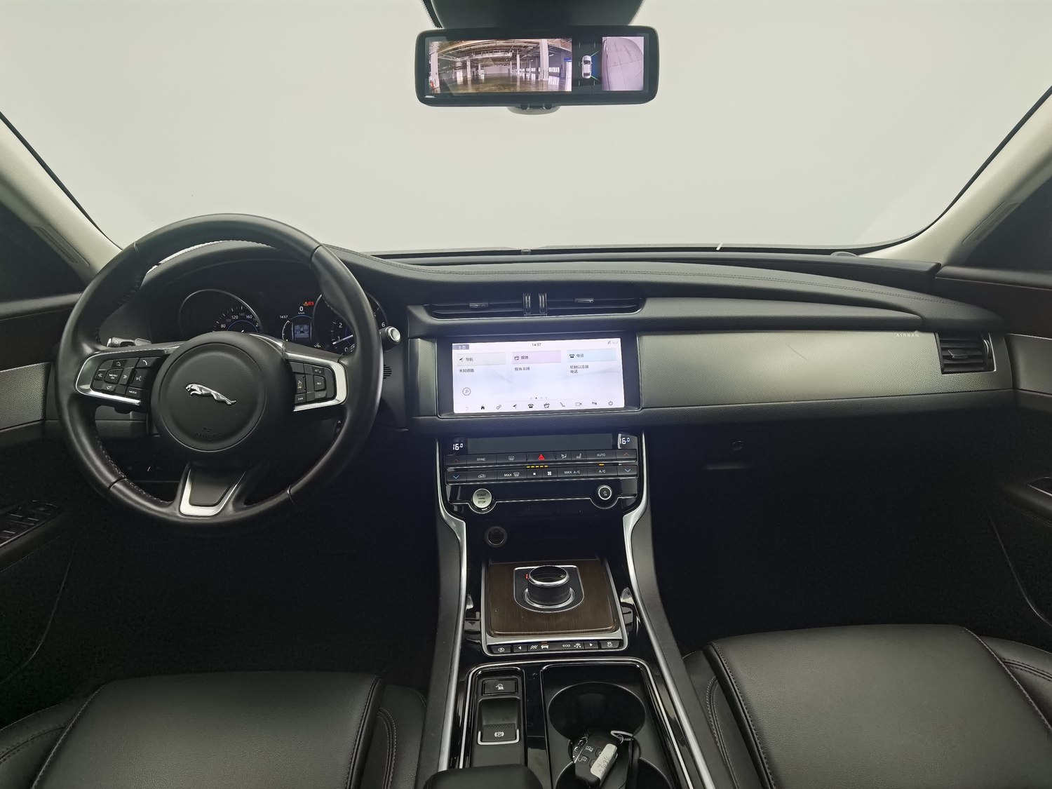 Used Jaguar XFL 2019 2.0 AT