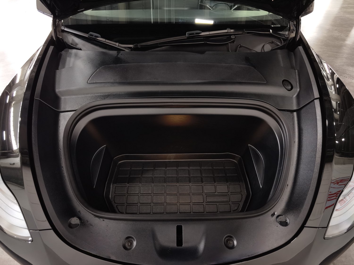 Used Tesla Model Y 2023
