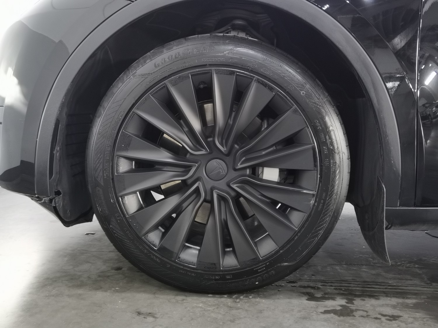 Used Tesla Model Y 2024