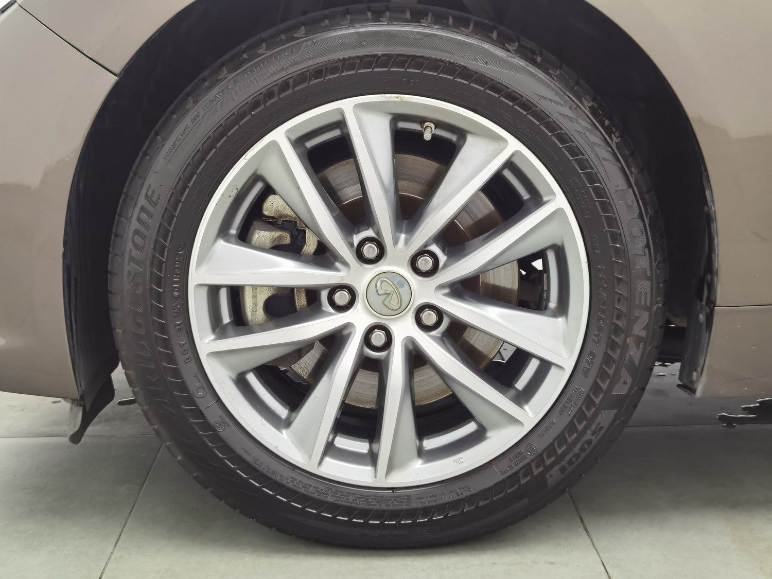 Used Infiniti Q50L 2015 2.0 AT