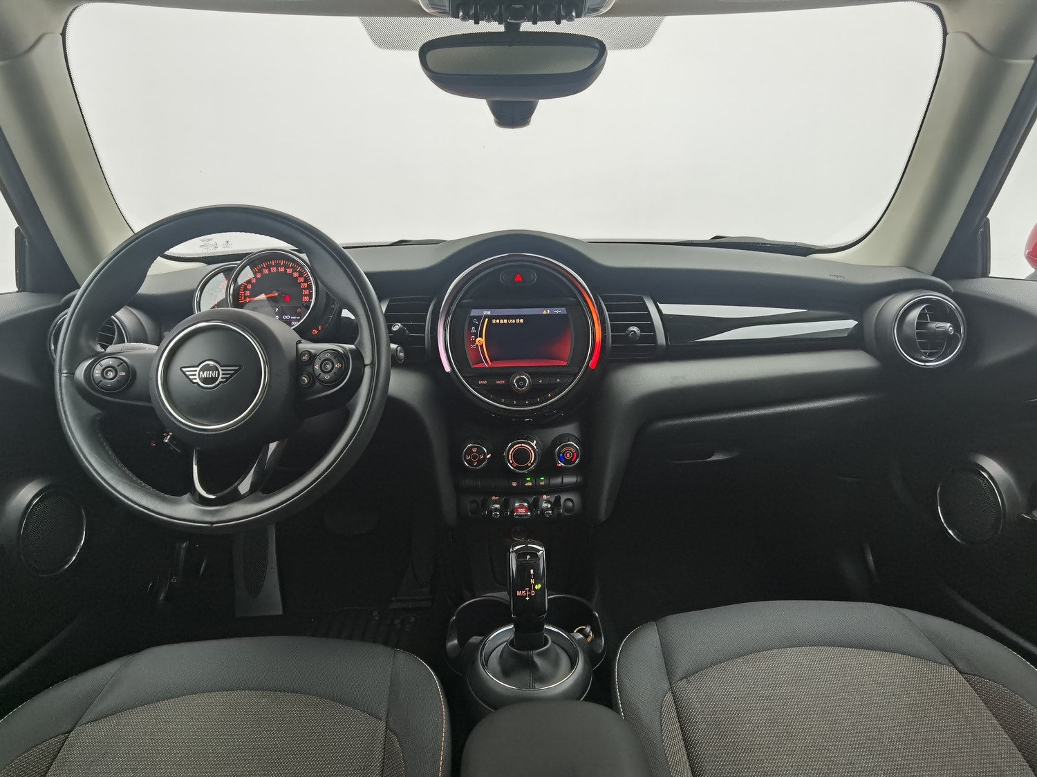 Used MINI MINI 2019 1.5 AT