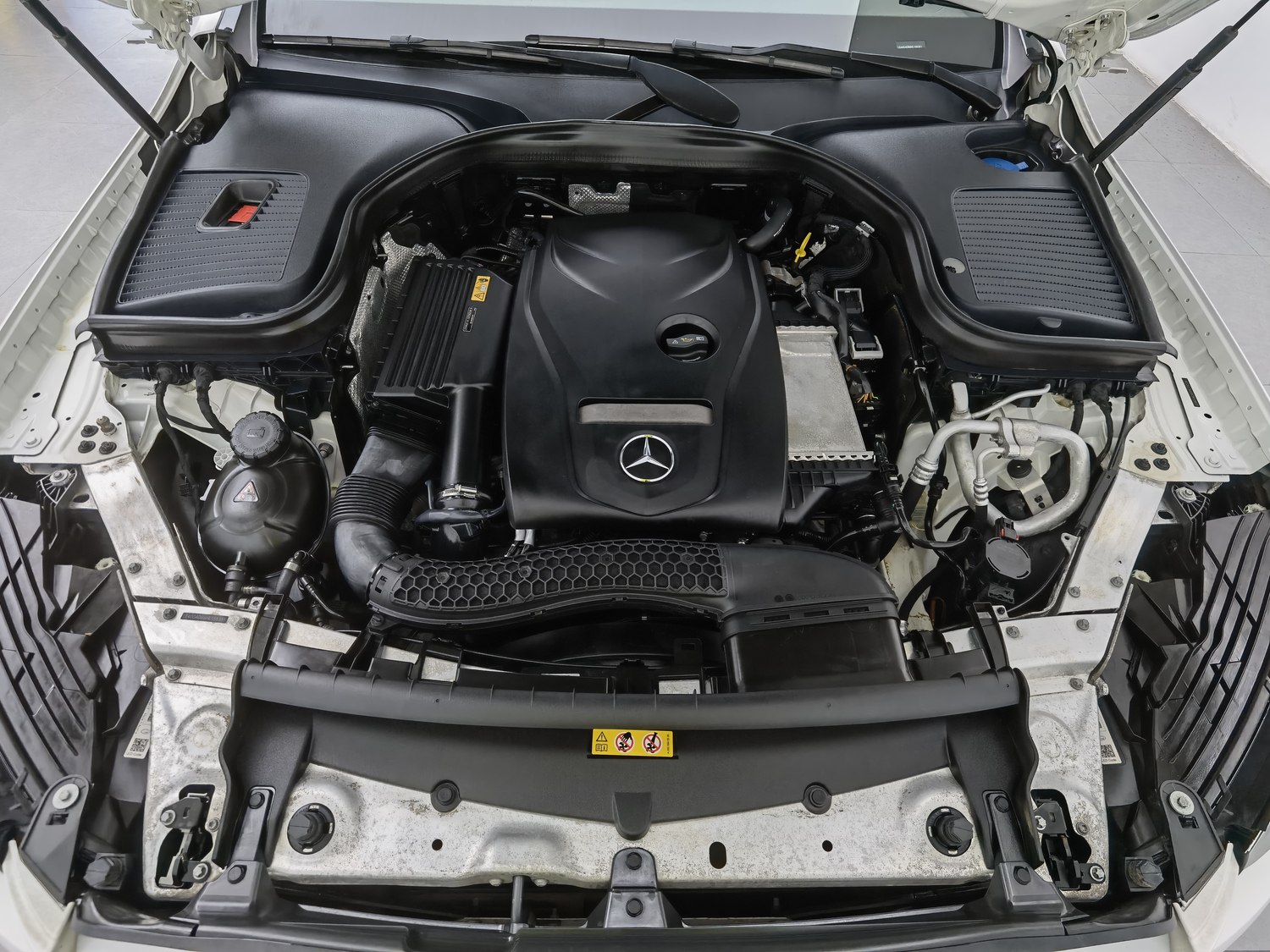 Used Mercedes-Benz GLC 2017 2.0 AT