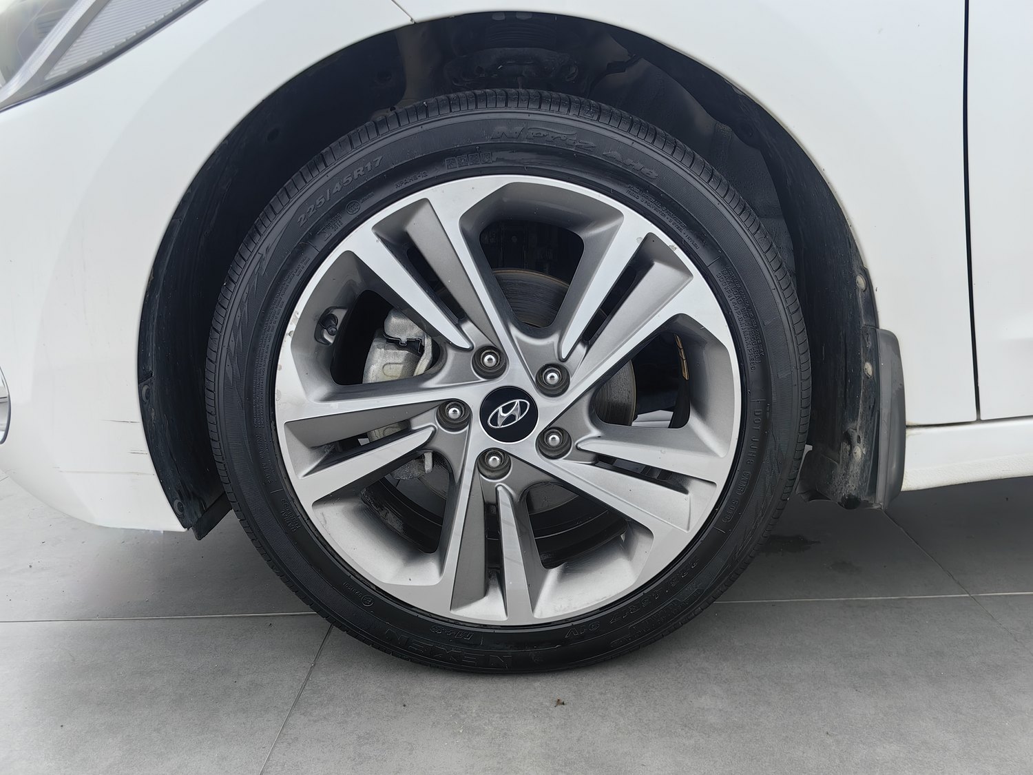 Used Hyundai Elantra 2016 1.6 AT