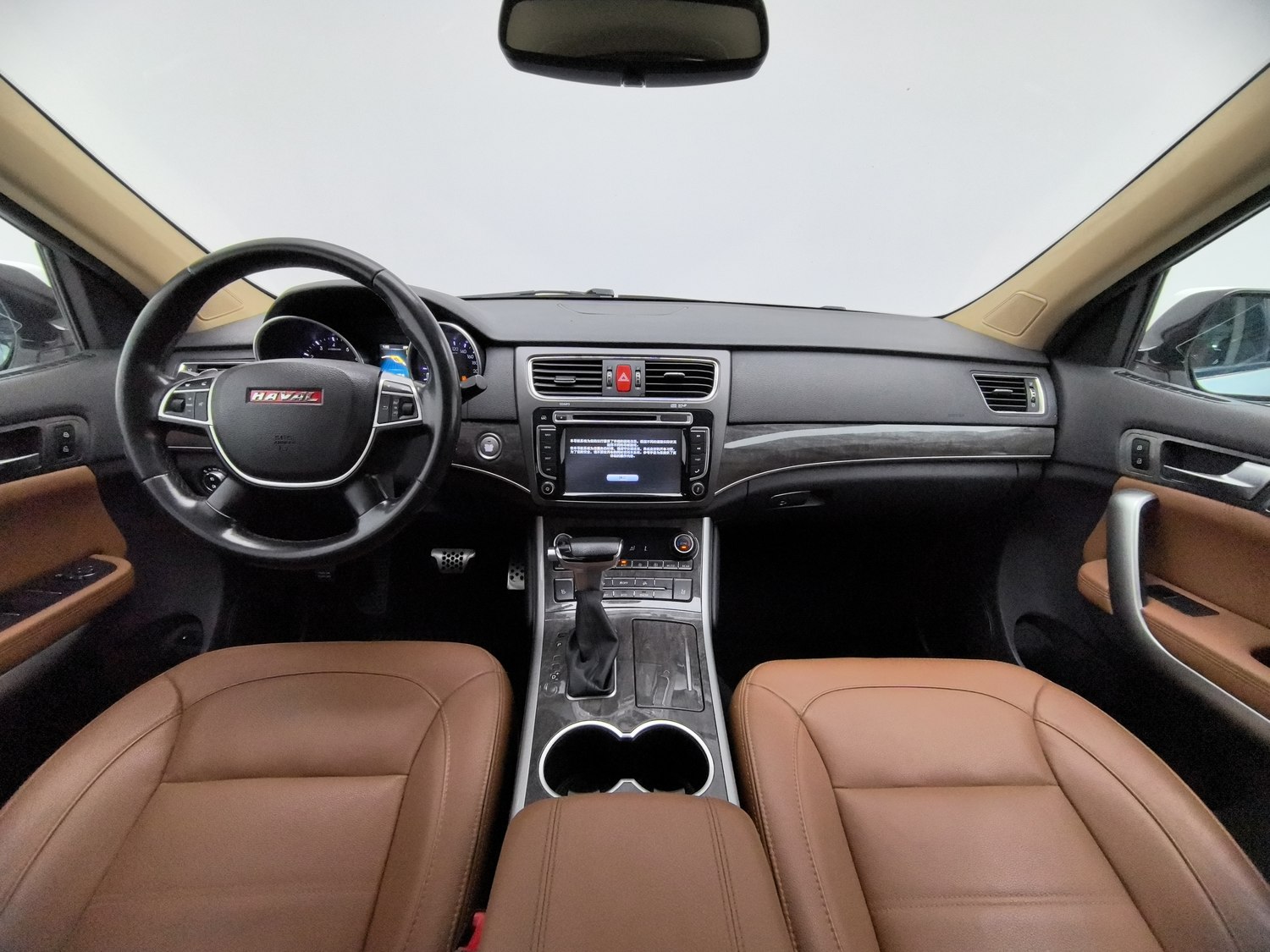 Used Haval H8 2015 2.0 AT
