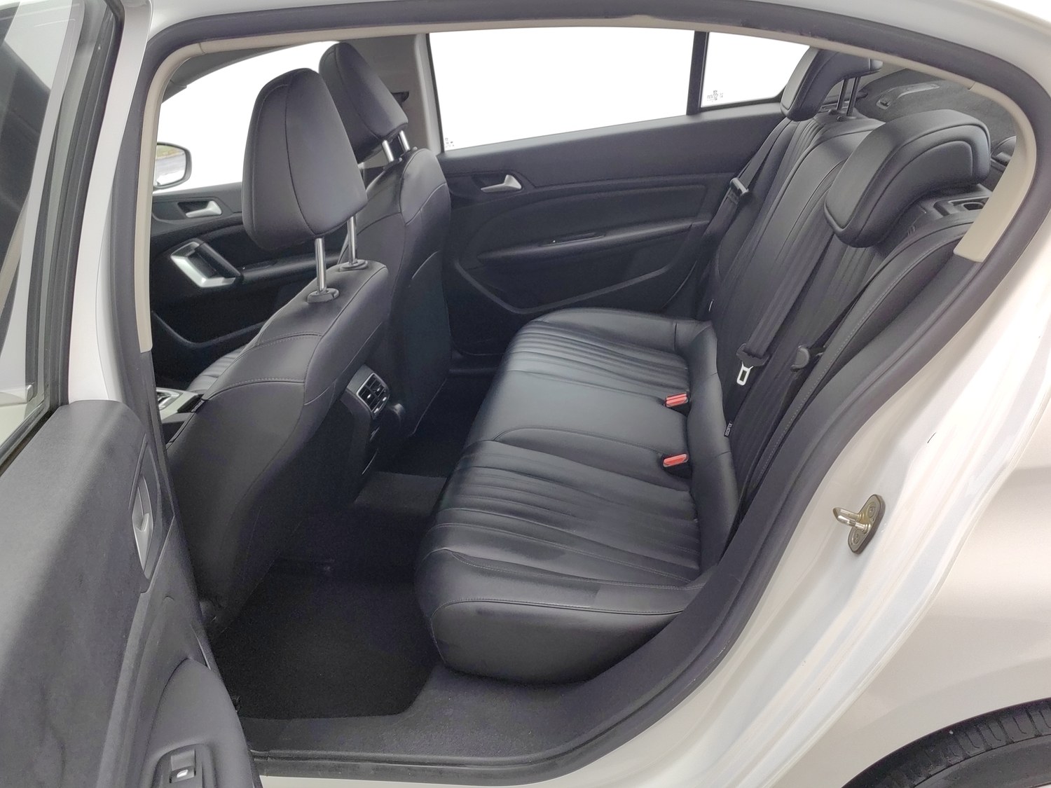 Used Peugeot 408 2020 1.6 AT