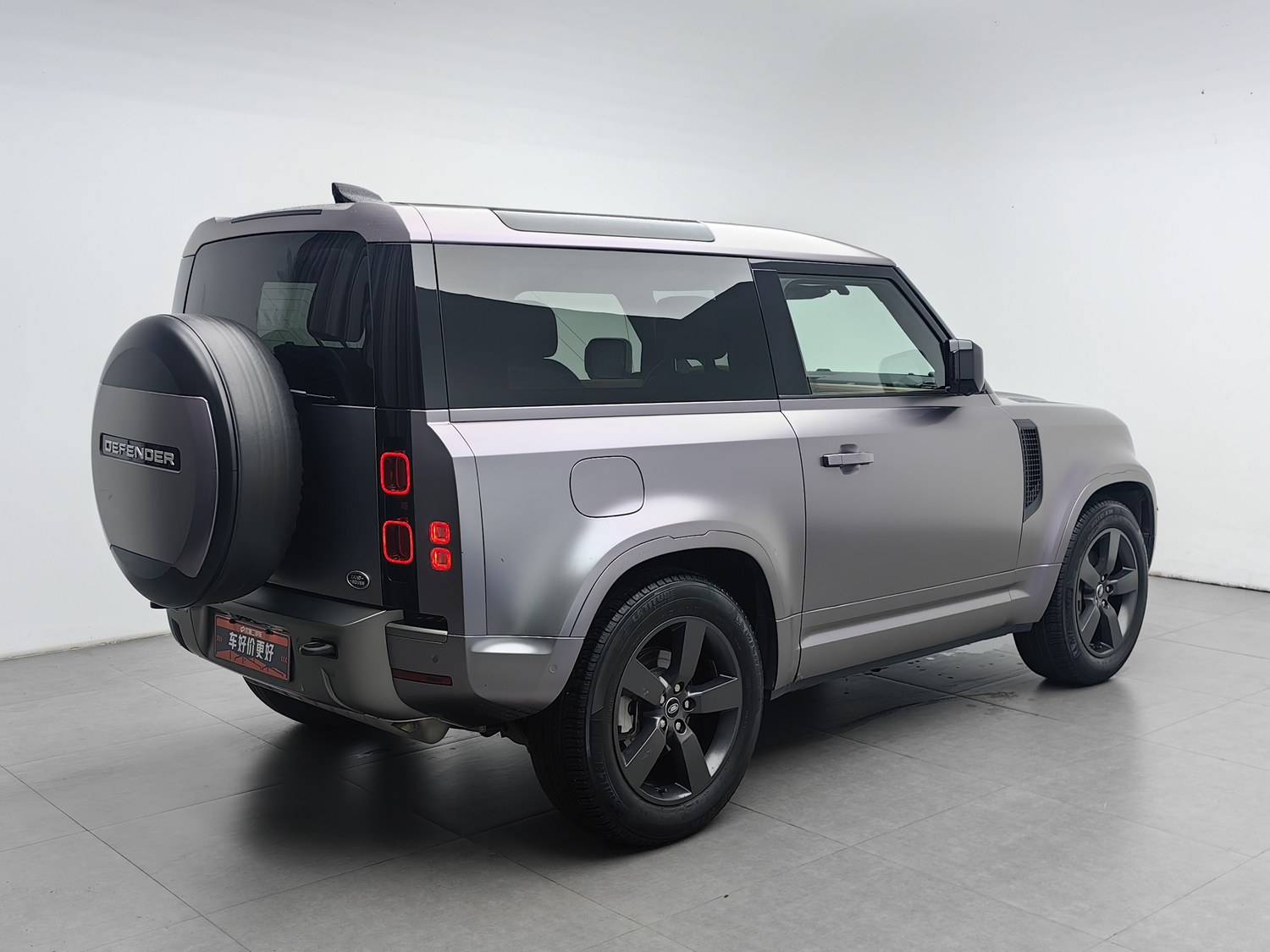 Used Land Rover Defender 2023 2.0 AT
