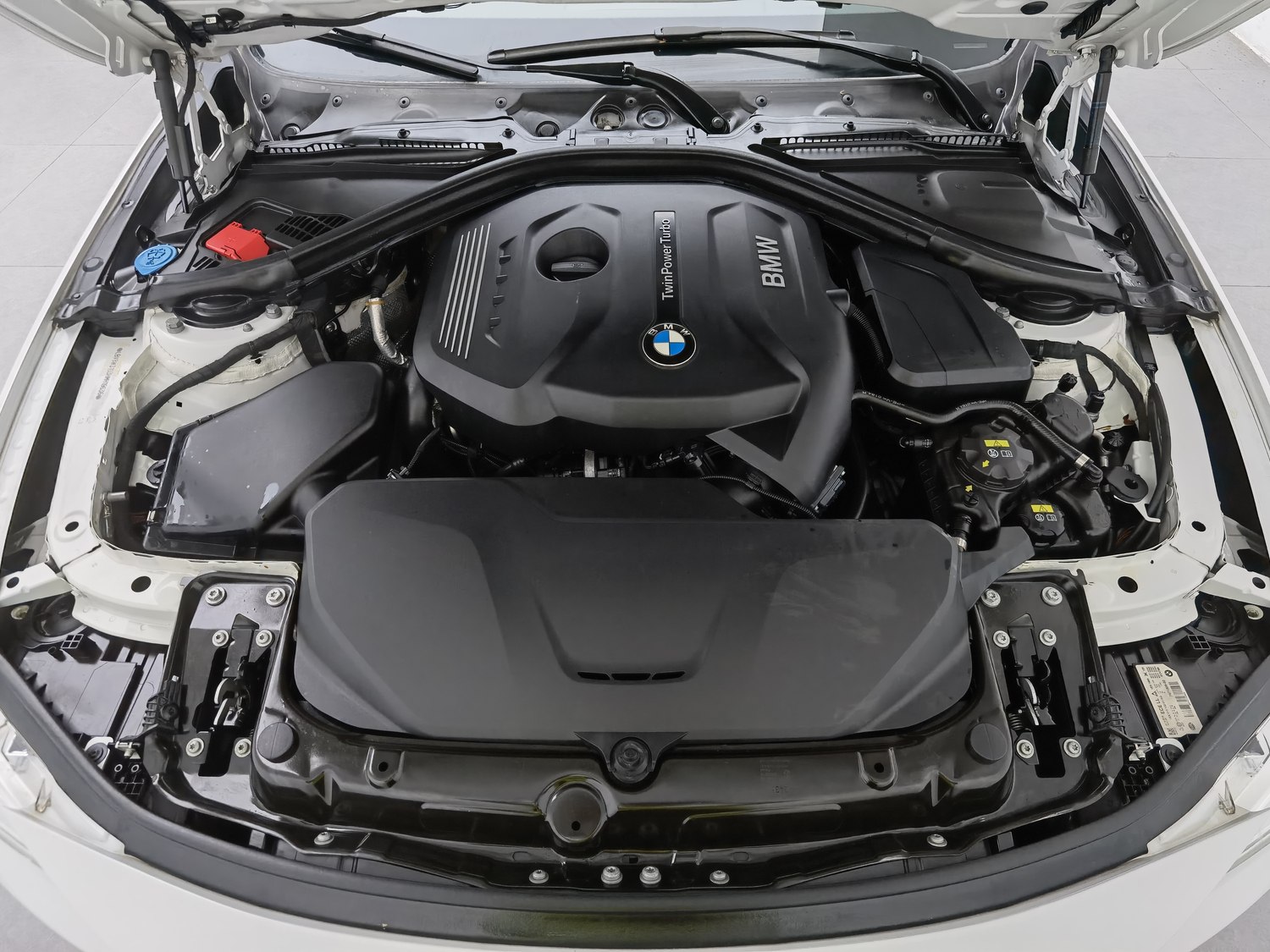 Used BMW THE3 2017 2.0 AT