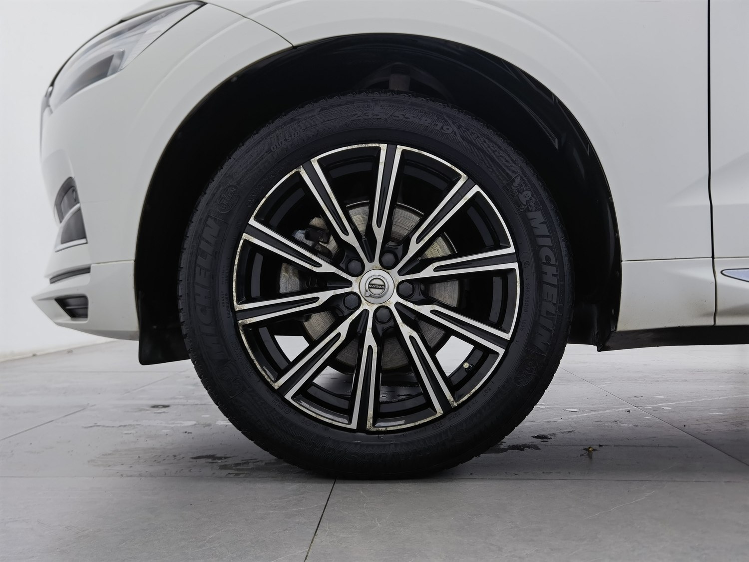 Used Volvo XC60 2021 2.0 AT