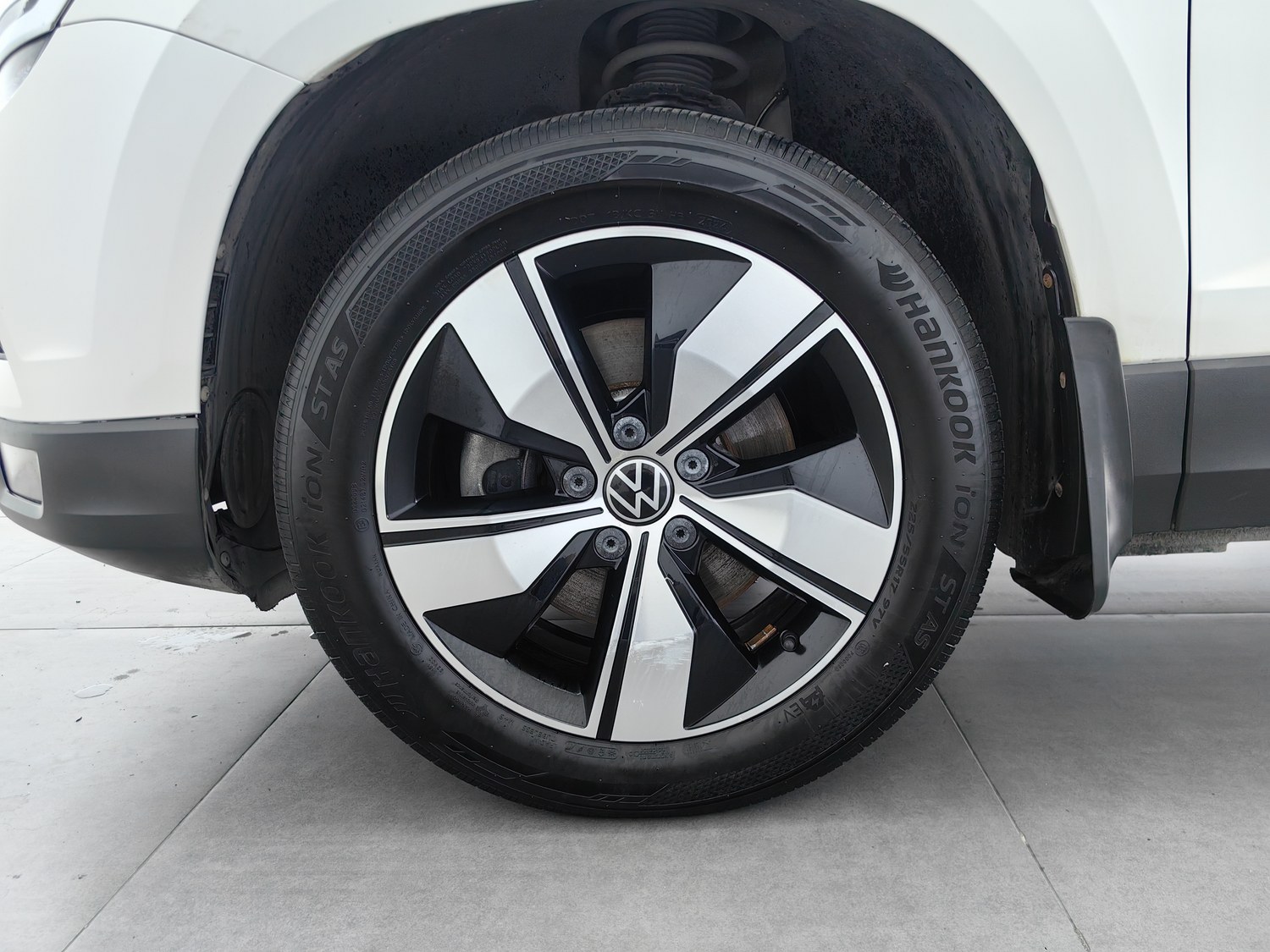 Used Volkswagen Tharu 2020 1.4 AT