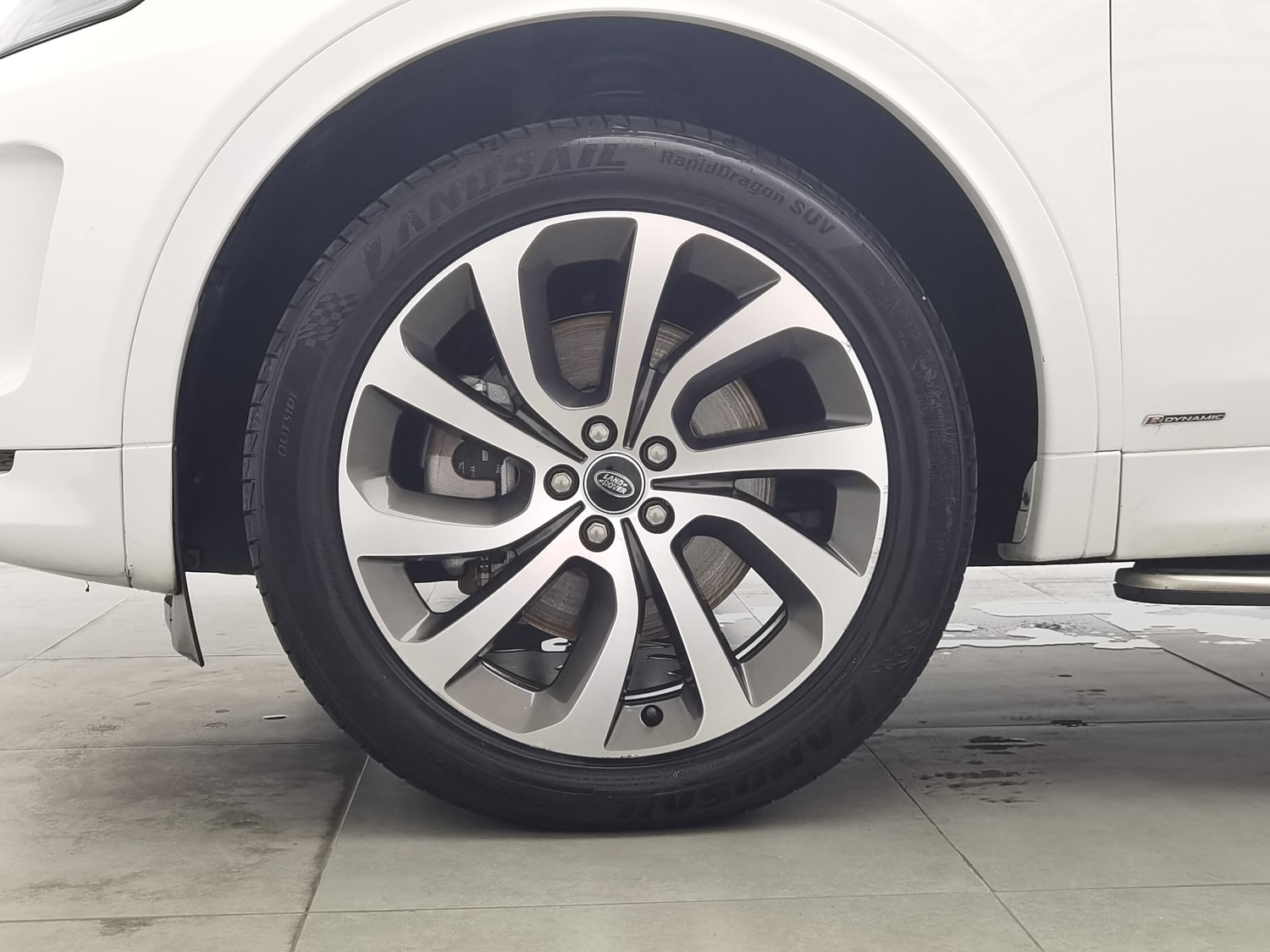 Used Land Rover Discovery 2022 2.0 AT