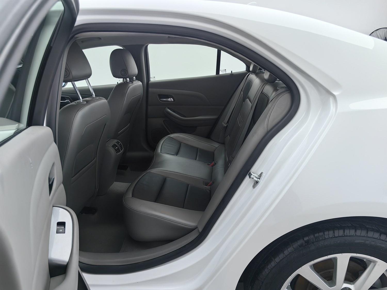 Used Chevrolet Malibu 2013 2.0 AT