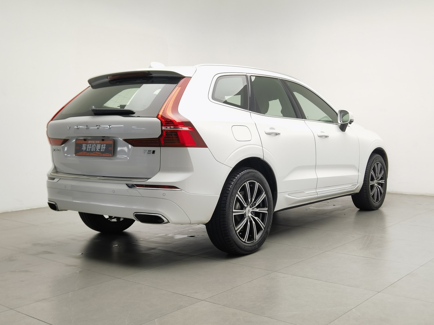 Used Volvo XC60 2021 2.0 AT