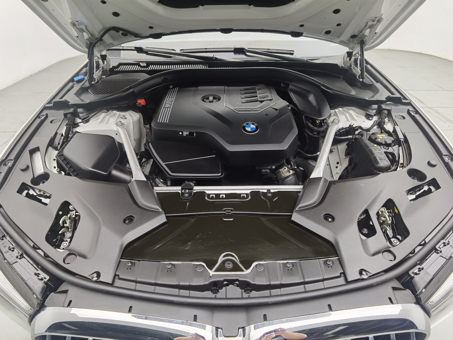 Used BMW THE5 2021 2.0 AT