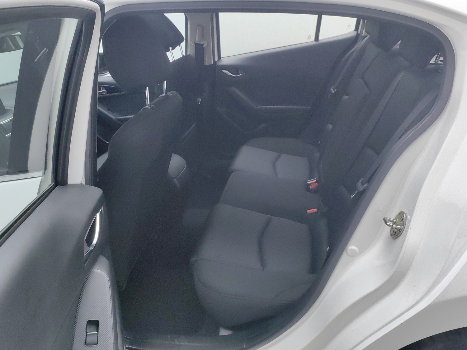 Used Mazda 3 Axela 2016 1.5 AT