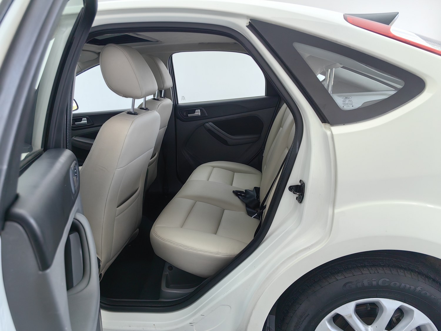 Used Ford Focus 2013 1.8 AT