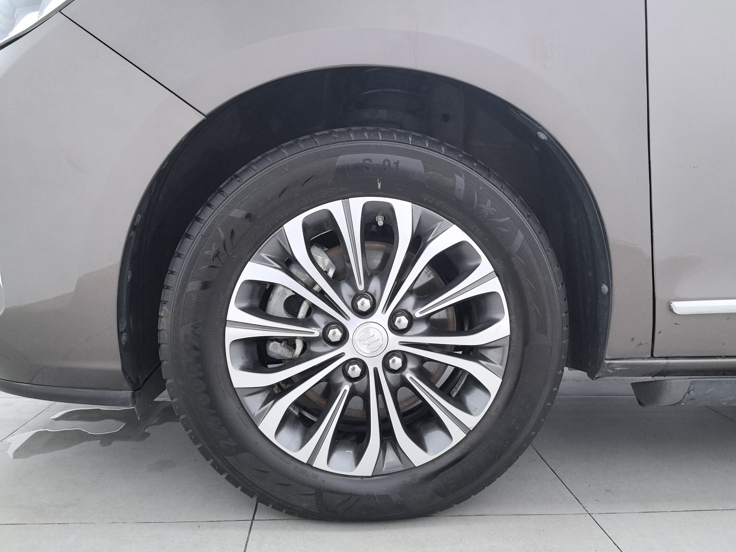 Used Buick GL8 2021 2.0 AT