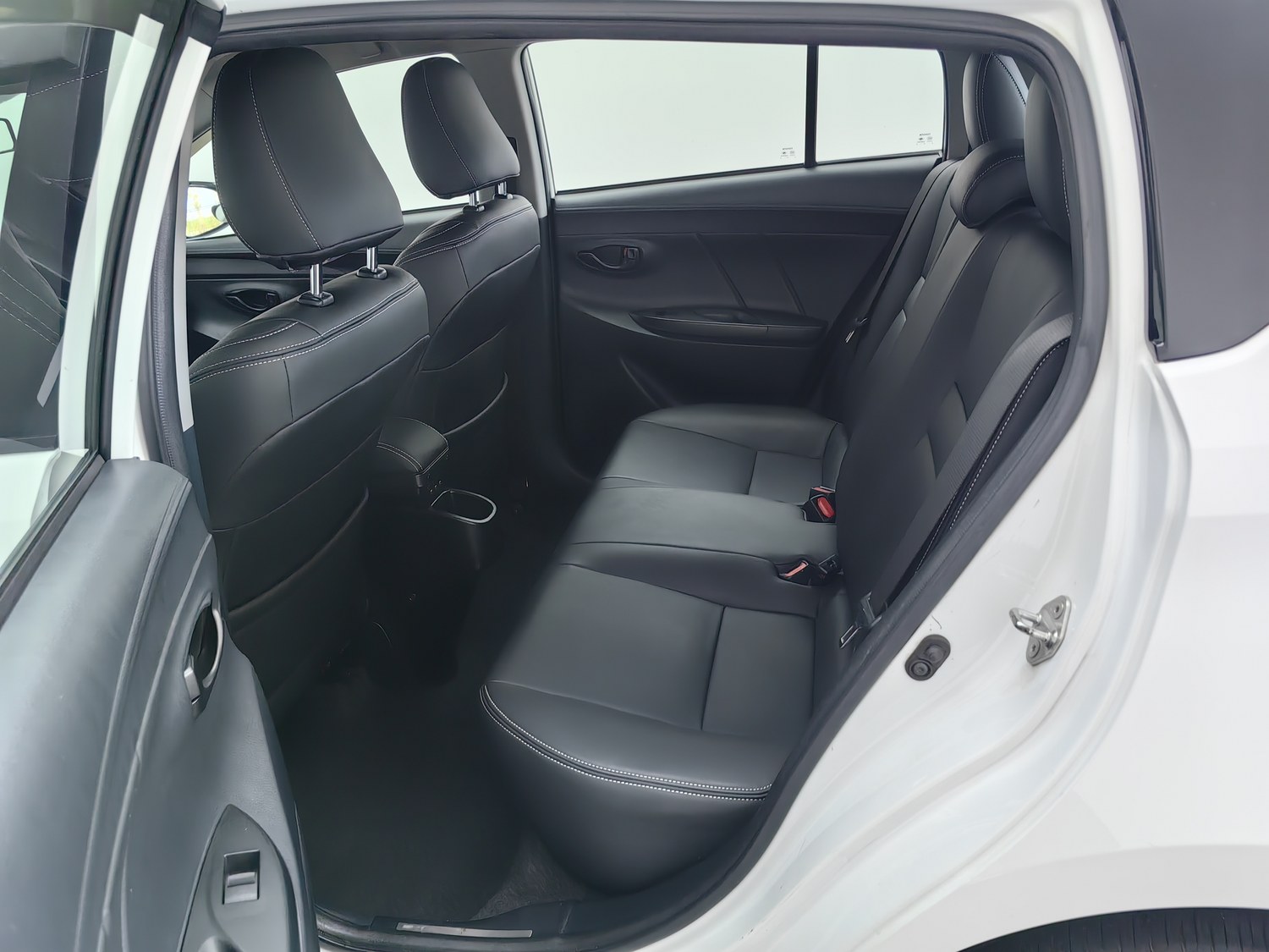 Used Toyota YARiS L 2016 1.5 AT