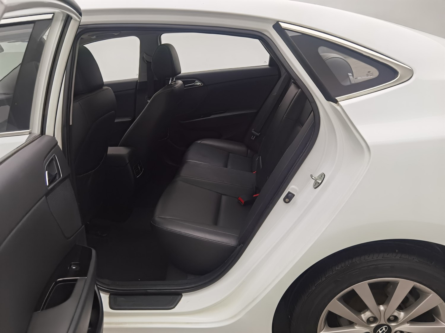 Used Hyundai Mistra 2014 1.8 AT