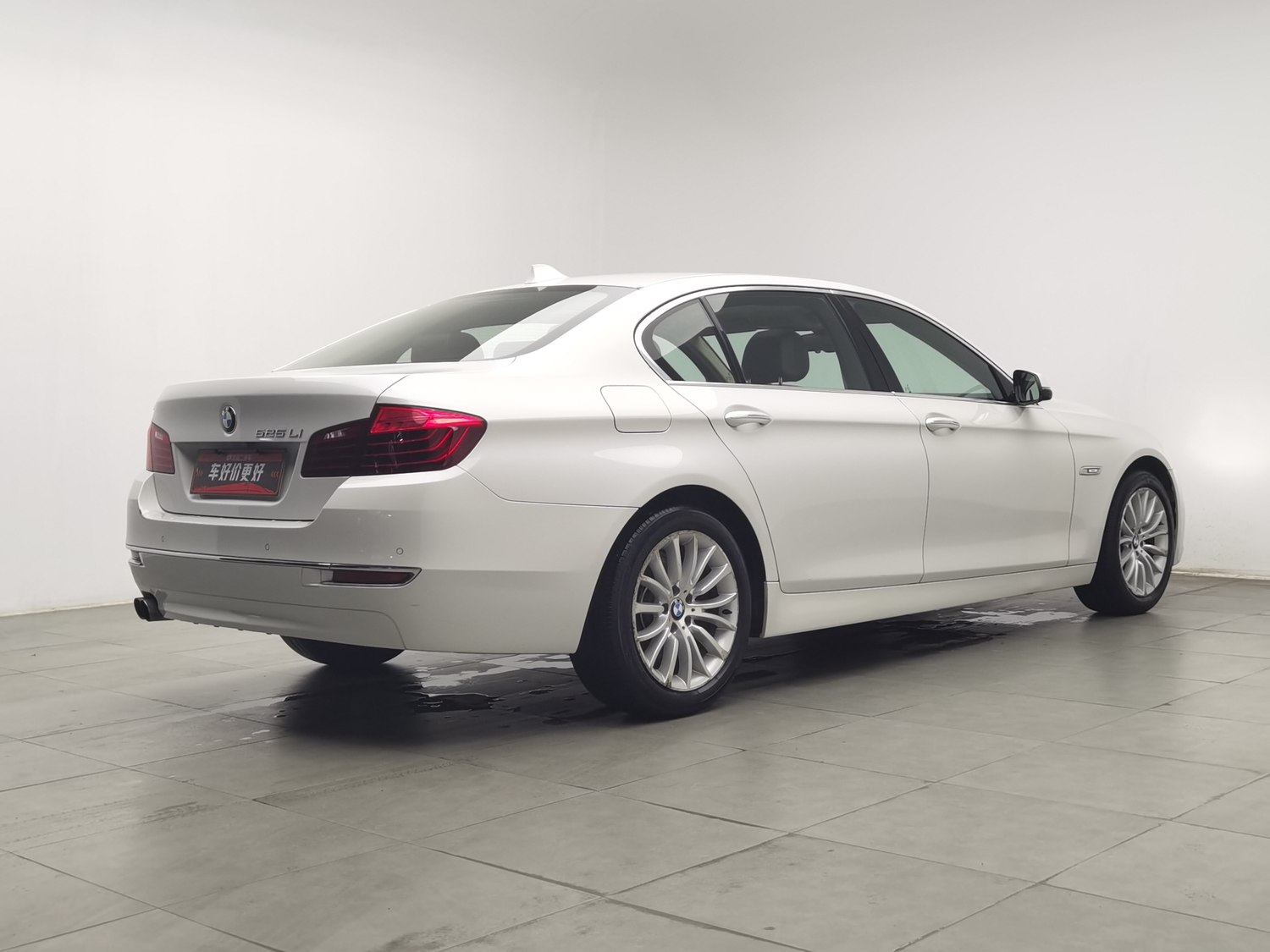Used BMW THE5 2017 2.0 AT