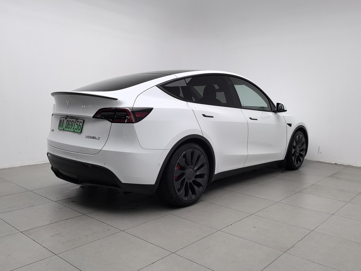 Used Tesla Model Y 2021