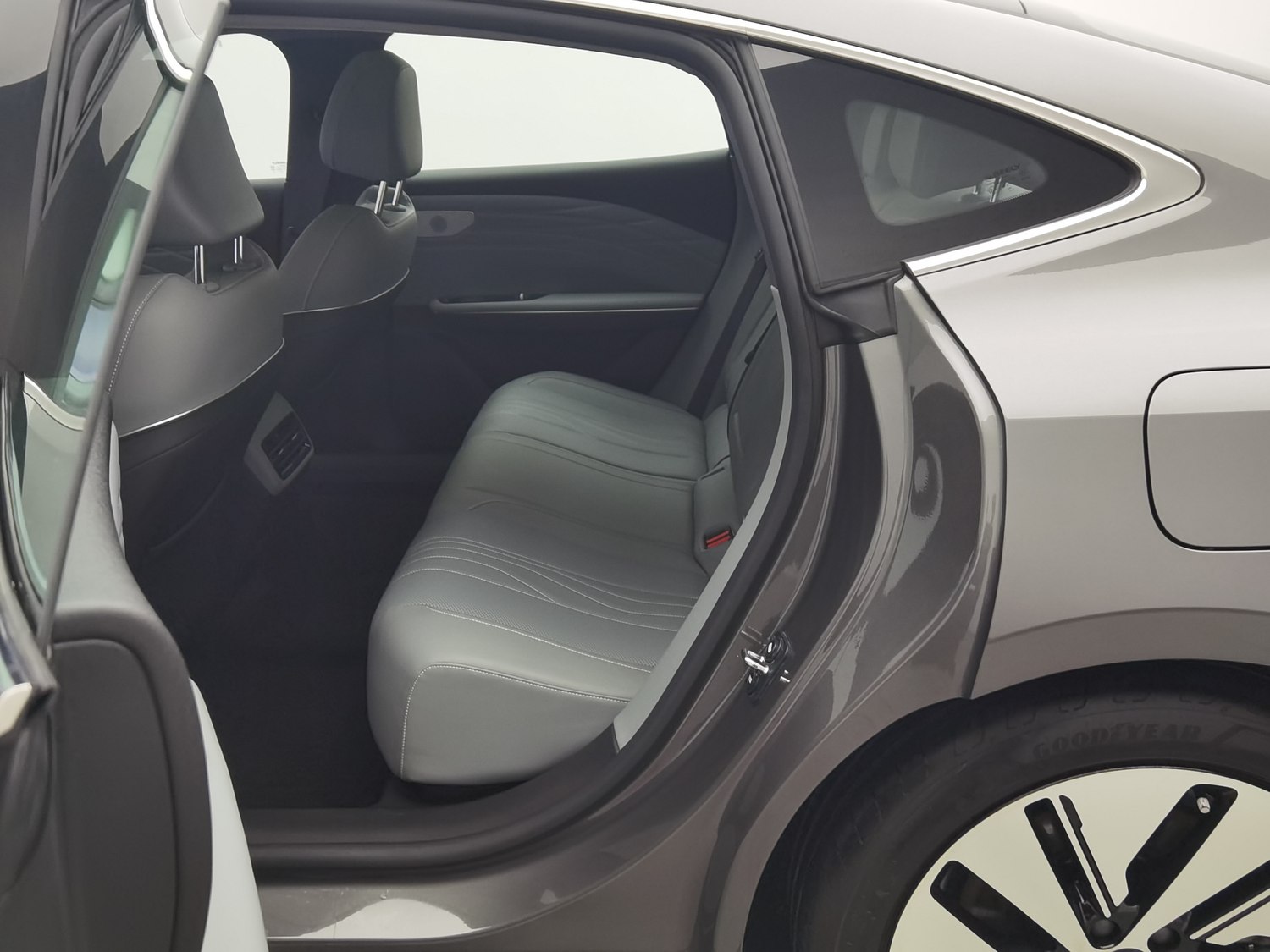 Used Geely Galaxy E8 2024
