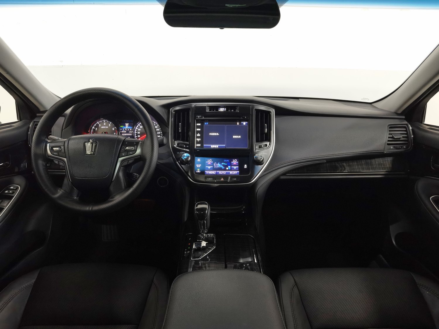 Used Toyota Crown 2015 2.5 AT