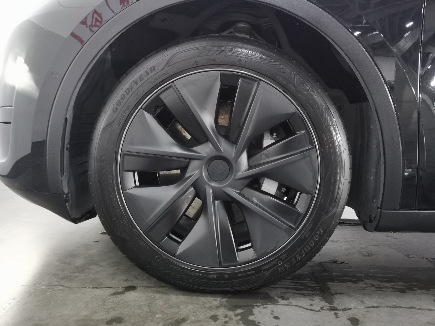Used Tesla Model Y 2023