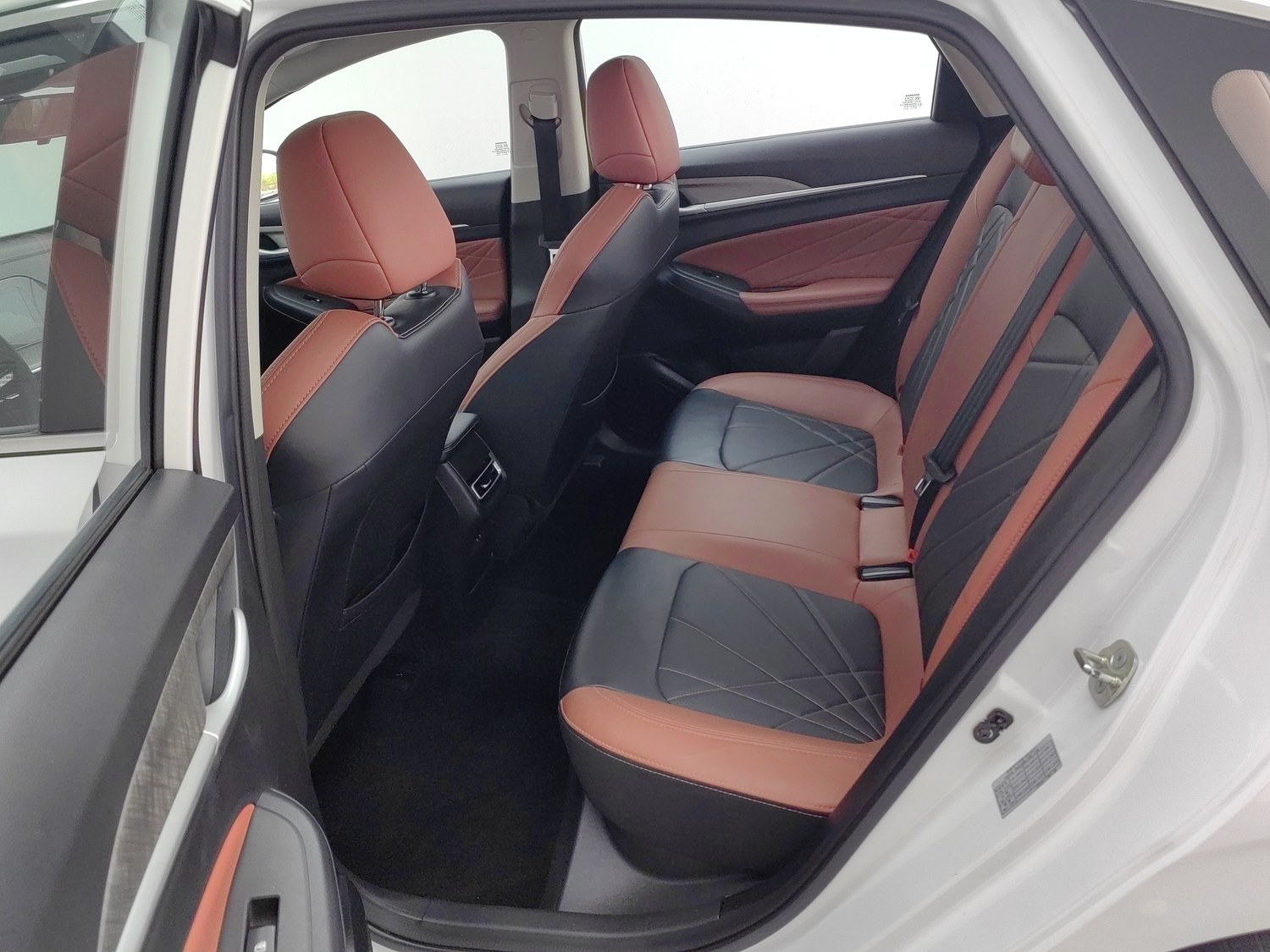 Used Changan Eado 2023 1.4 AT