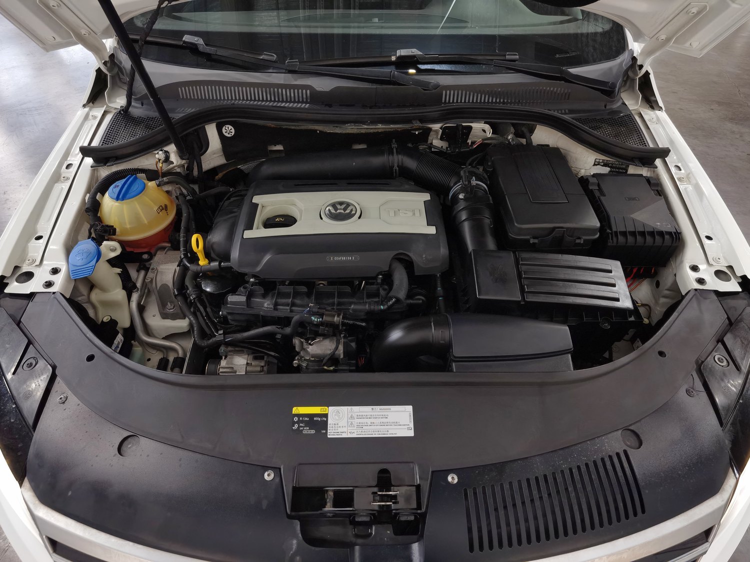 Подержанный Volkswagen CC 2016 года выпуска, 1.8 AT