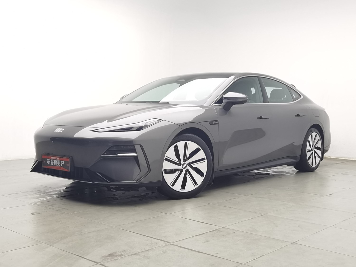 Used Geely Galaxy E8 2024