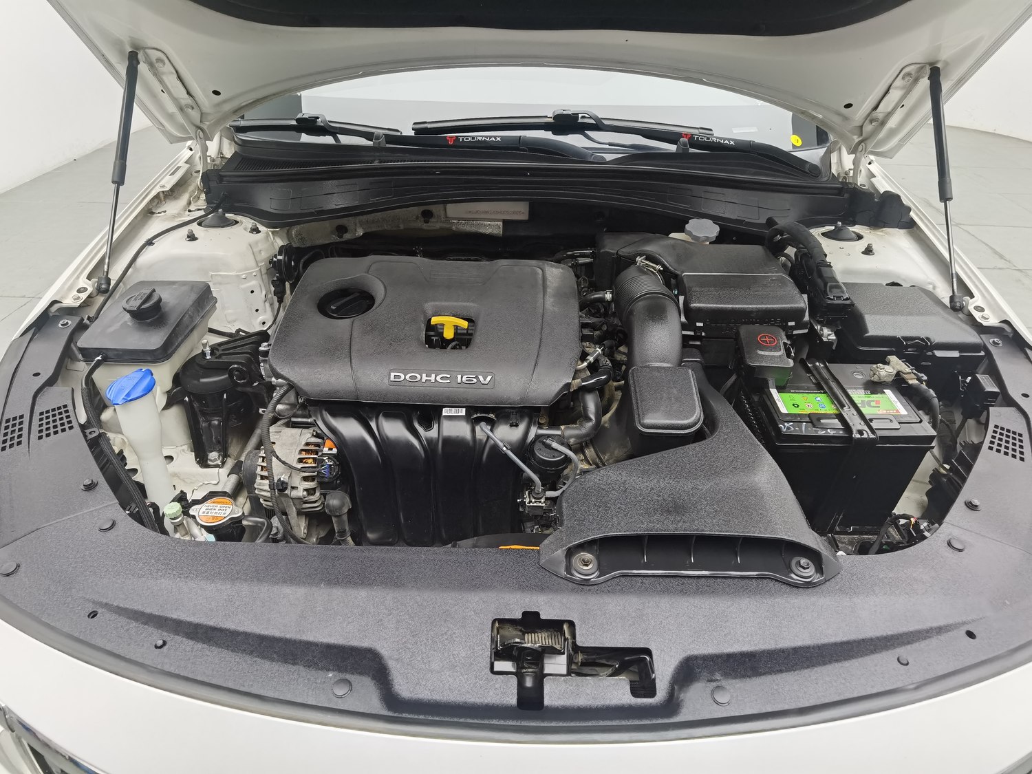 Used Kia K5 2016 2.0 AT