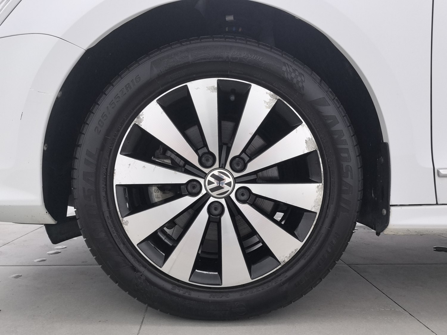 Used Volkswagen Sagitar 2018 1.6 AT