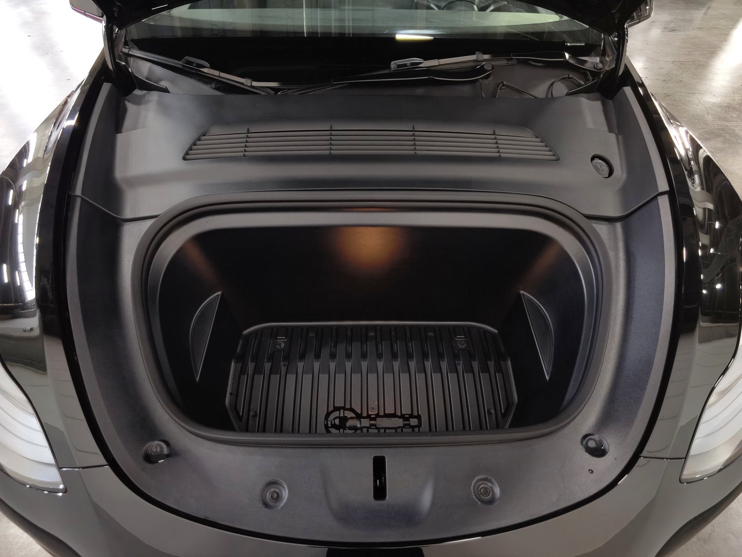 Used Tesla Model Y 2024