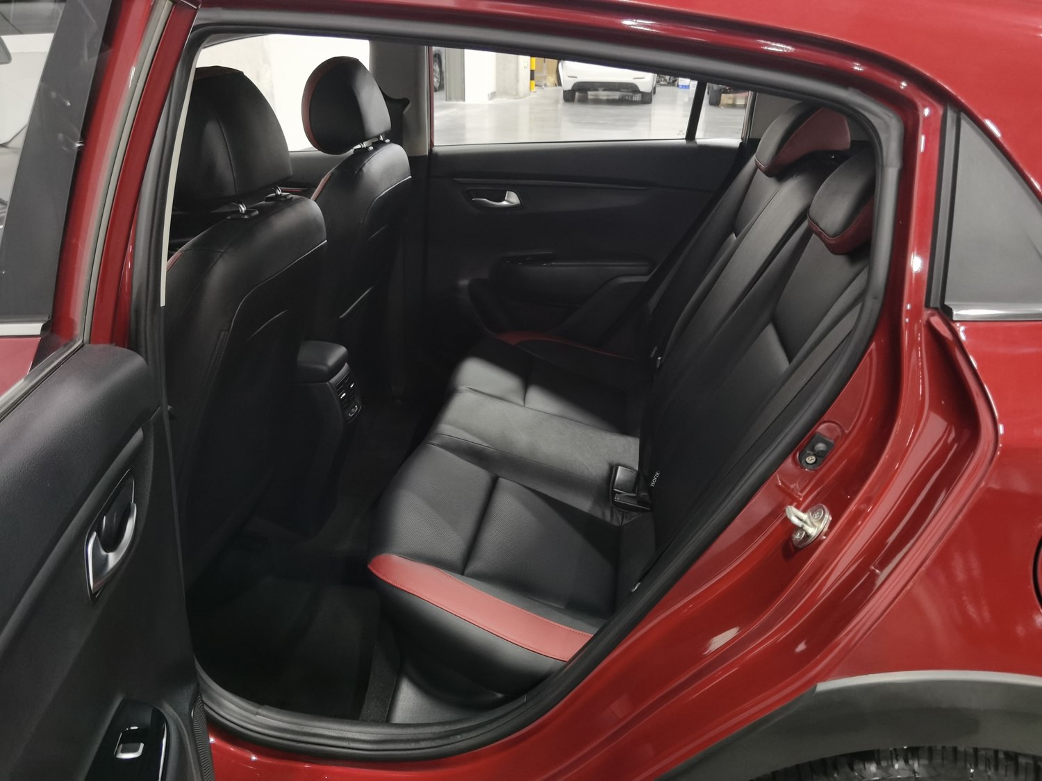 Used Kia KX CROSS 2017 1.4 AT