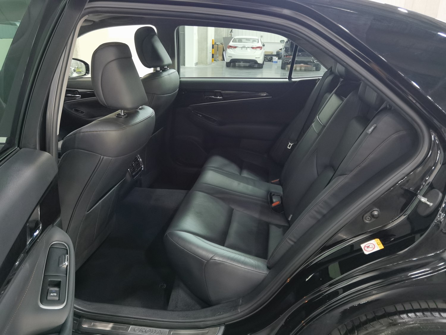Used Toyota Crown 2015 2.5 AT