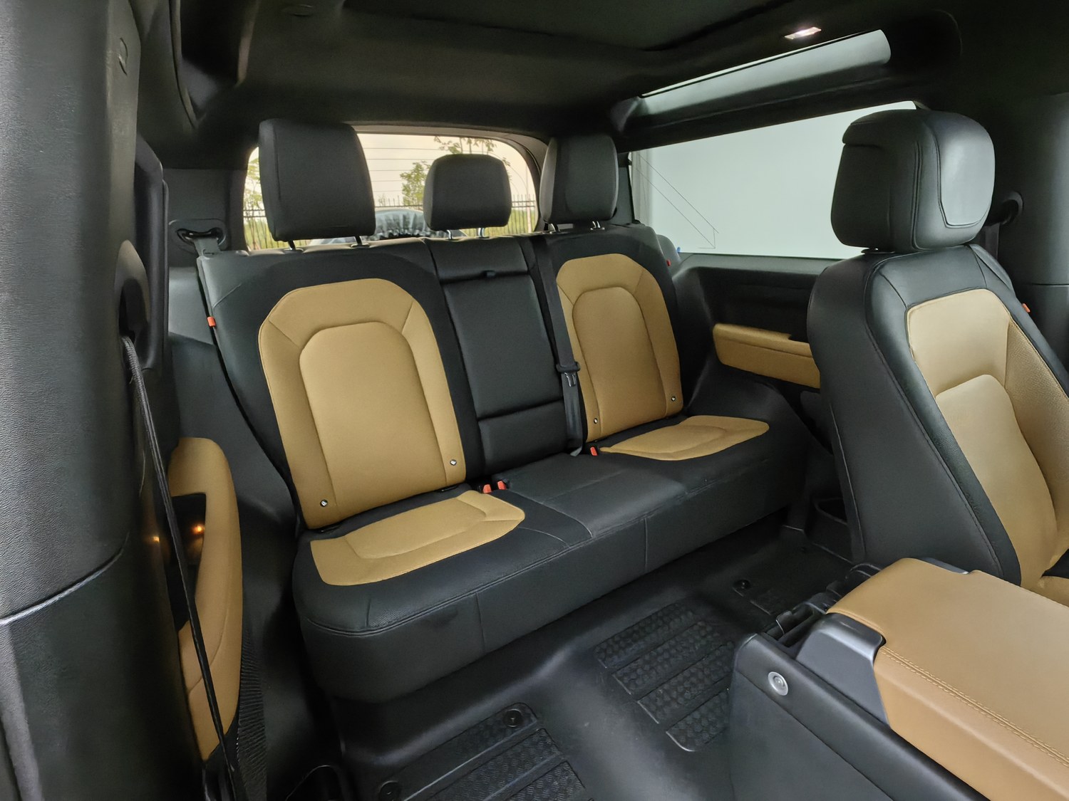 Used Land Rover Defender 2023 2.0 AT