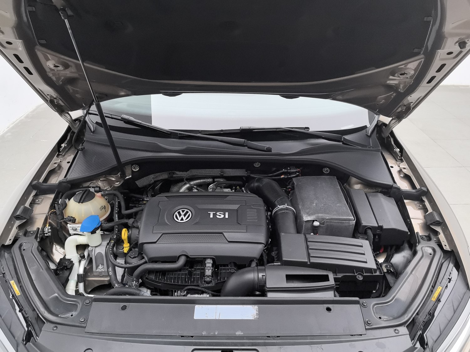 Used Volkswagen Passat 2016 1.8 AT