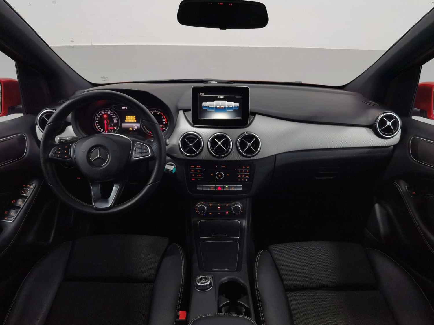 Used Mercedes-Benz B-Class 2015 1.6 AT
