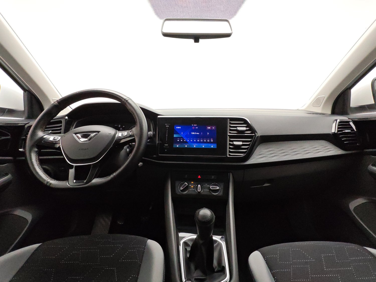 Used Jetta VS5 2019 1.4 MT