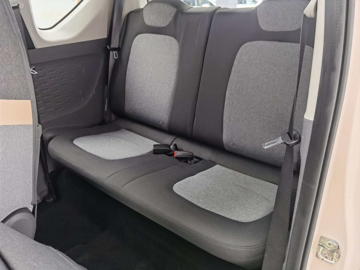 Использованный Wuling Hongguang MINIEV 2022