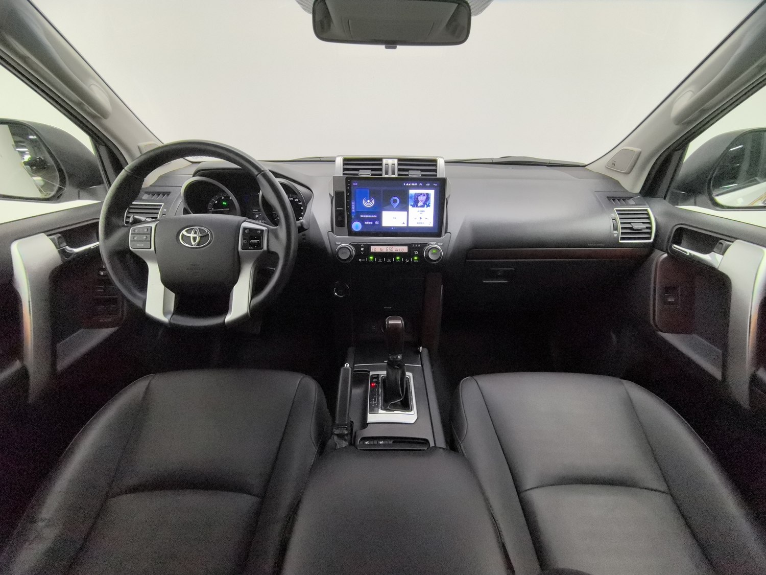 Used Toyota Prado 2016 3.5 AT