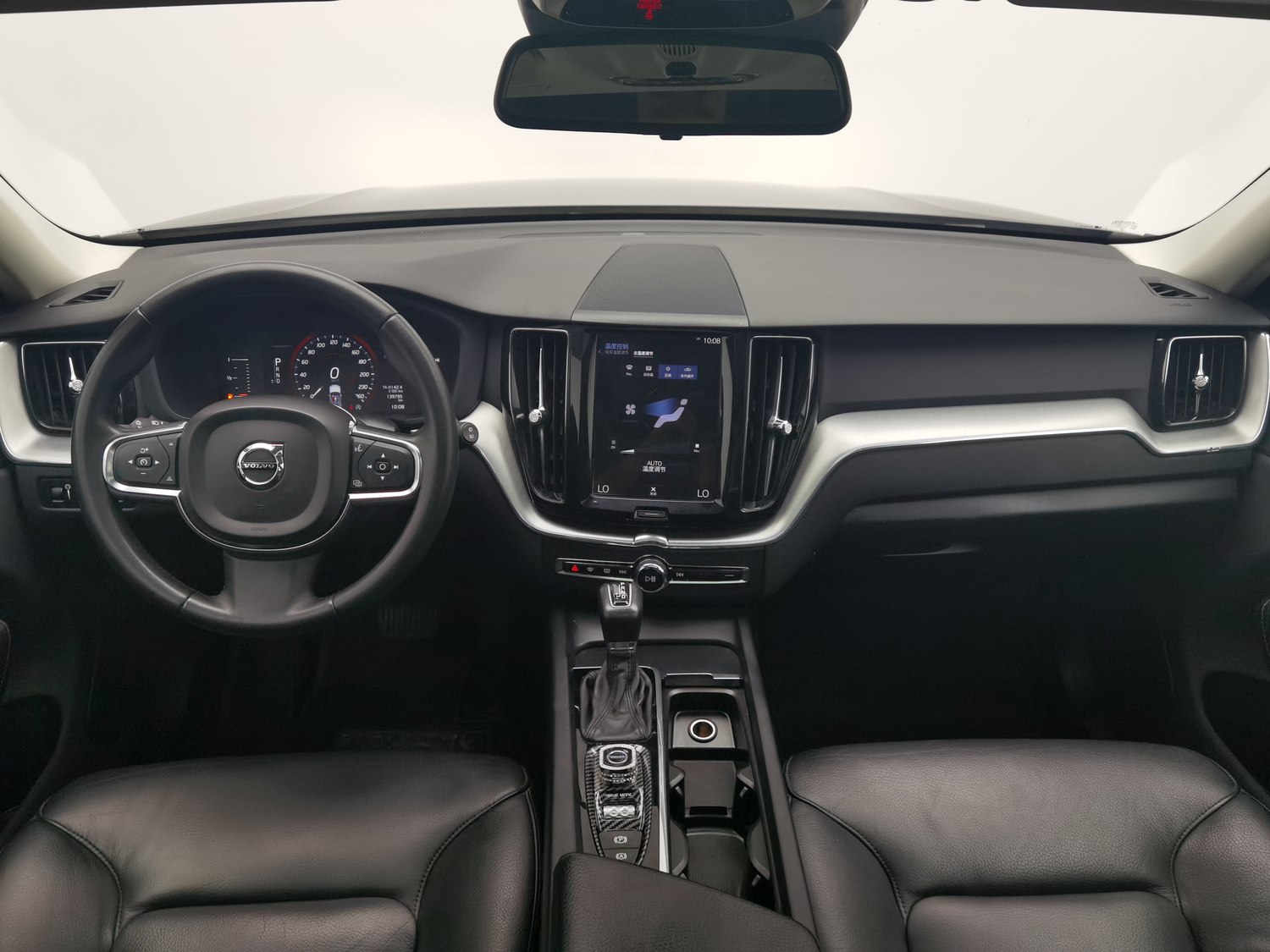Used Volvo XC60 2019 2.0 AT