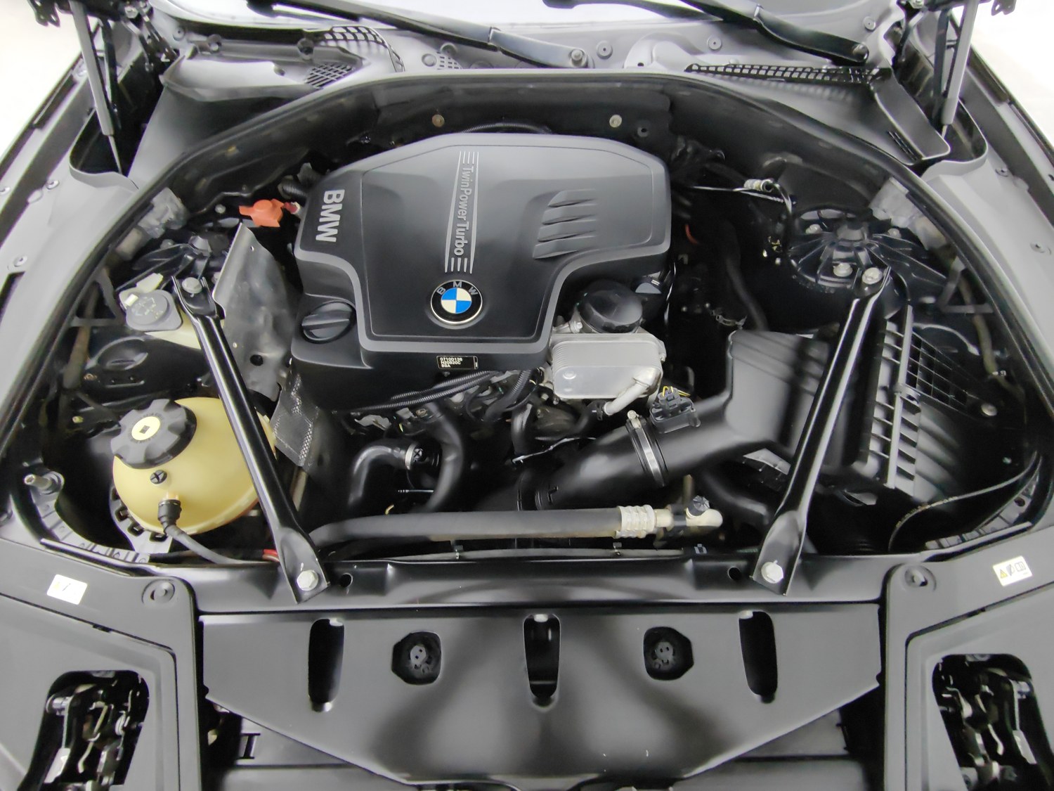 Used BMW THE5 2013 2.0 AT