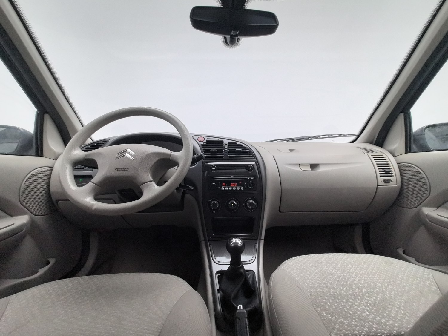 Used Citroen Elysée 2013 1.6 MT
