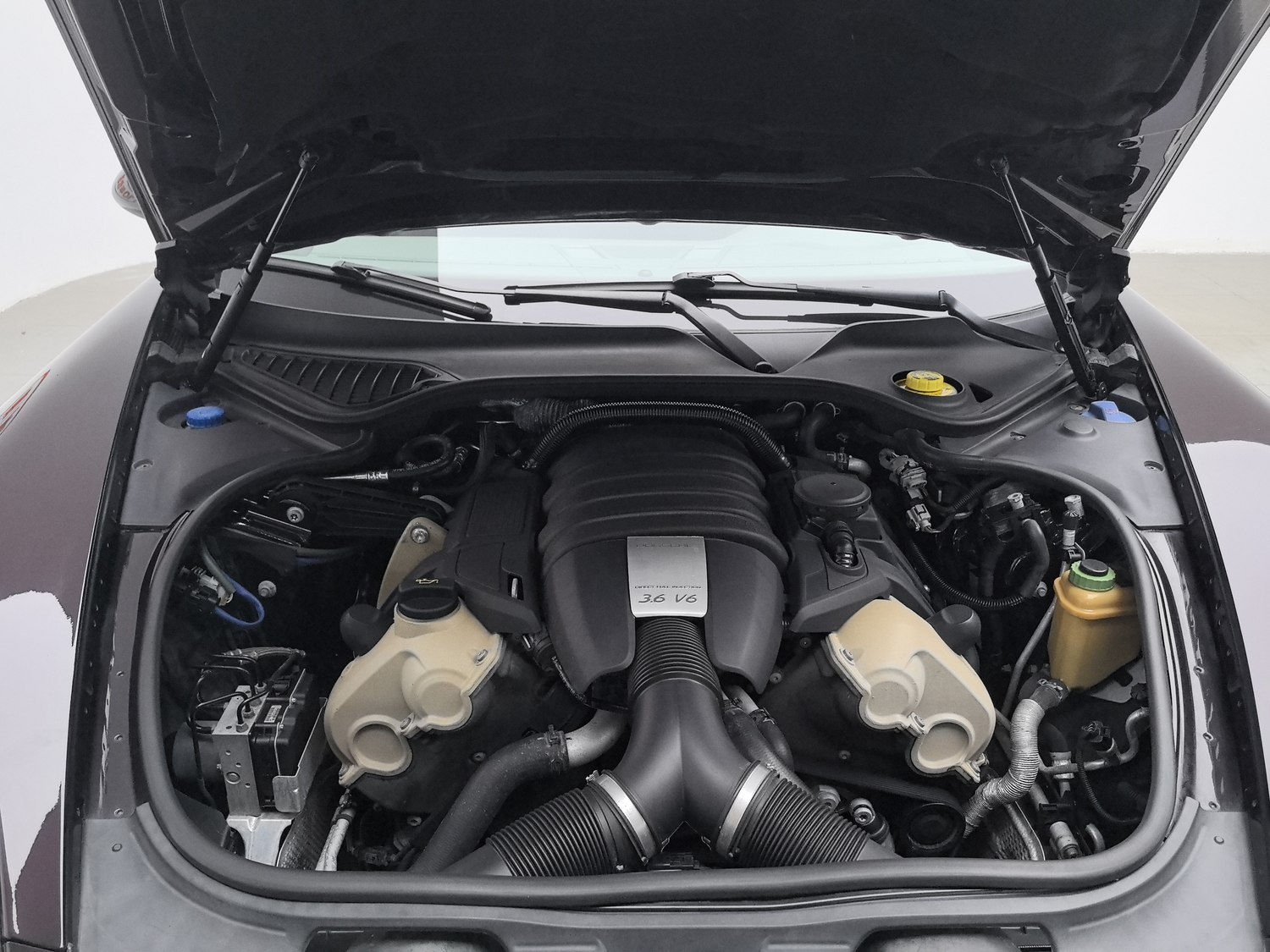 Подержанный Porsche Panamera 2010 3.6 AT