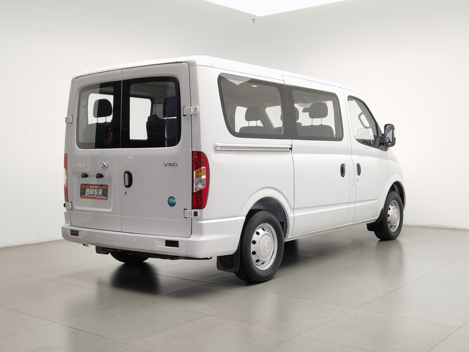 Used SAIC MAXUS V80 2024 2.0 MT