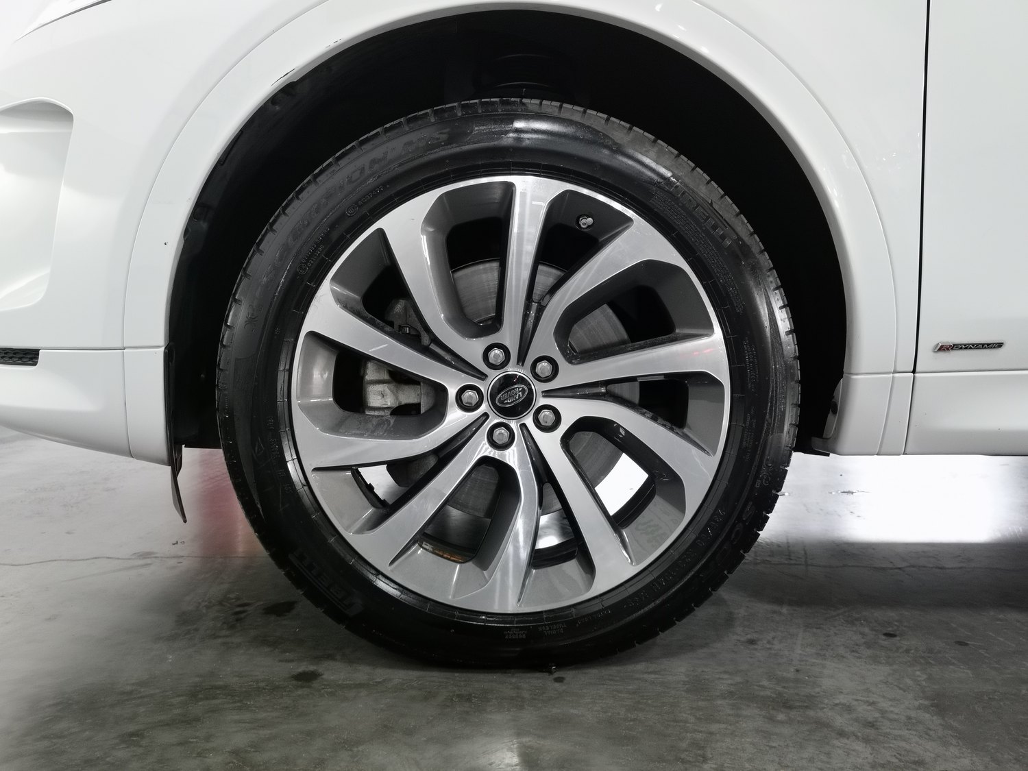 Used Land Rover Discovery 2020 2.0 AT